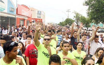 Marcha para Jesus reúne evangélicos de toda região